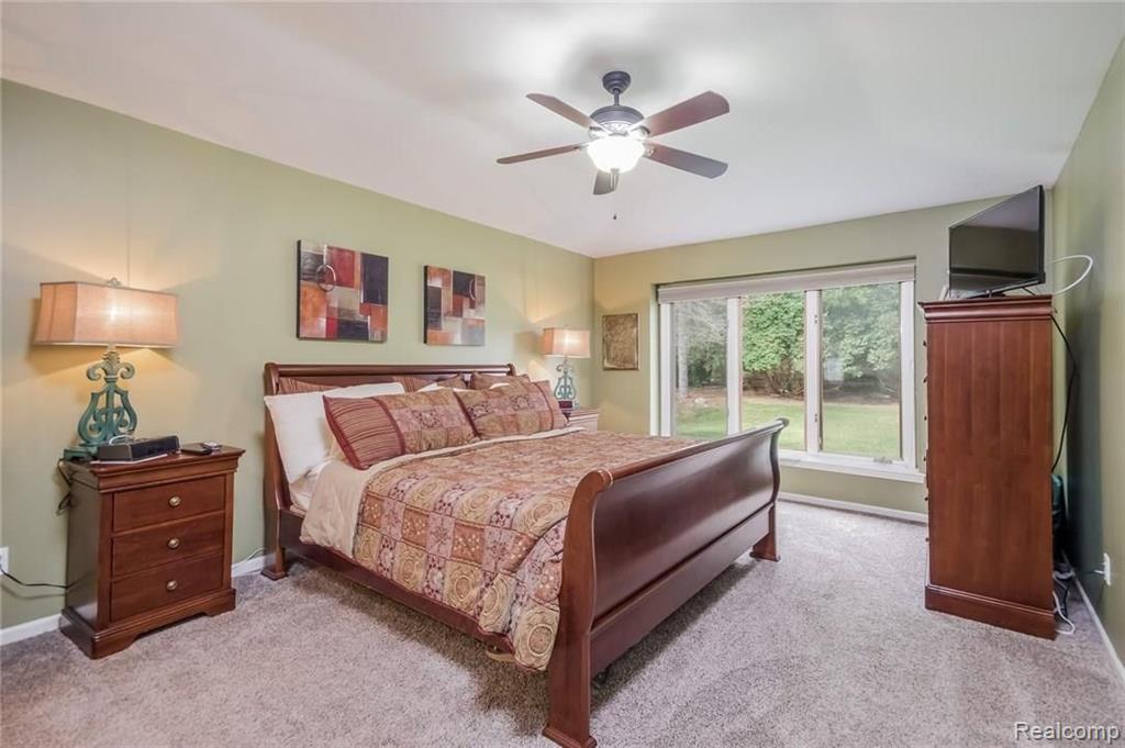 2178 Reagan Drive Rochester Hills, MI 48309 - Photo 15 of 44