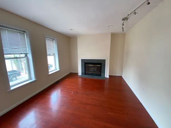 $4,500 | 22 Chestnut Street, Unit 22, Cambridge, MA 02139