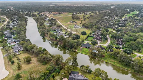 $610,000 | 30703 Riverlake Road, Fulshear, TX 77441