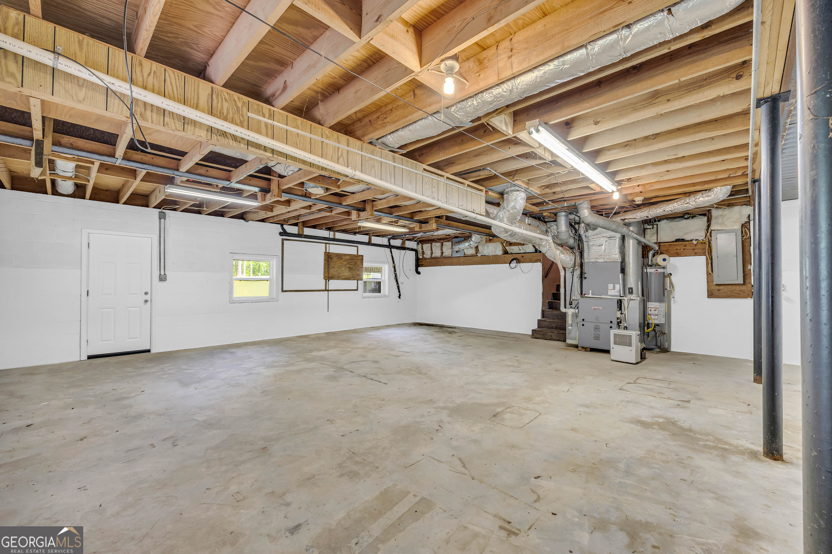 6023 Highway 20 South Covington, GA 30016 - Photo 41 of 69