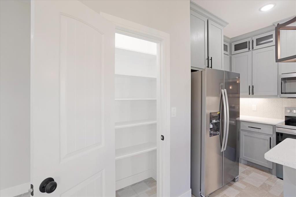 452 Spalding Road Sherman, TX 75092 - Photo 12 of 40