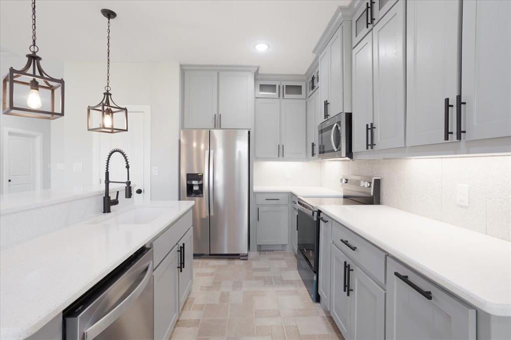 452 Spalding Road Sherman, TX 75092 - Photo 10 of 40