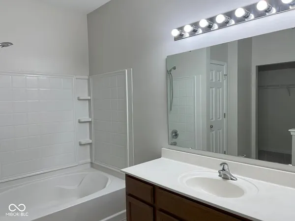 $2,300 | 11218 Lucky Dan Drive, Noblesville, IN 46060