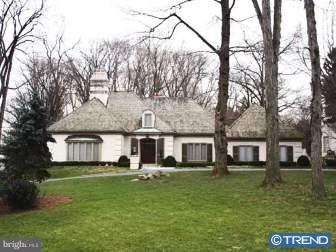 230 Ravenscliff Road Wayne, PA 19087 - Photo 1 of 6 Exterior