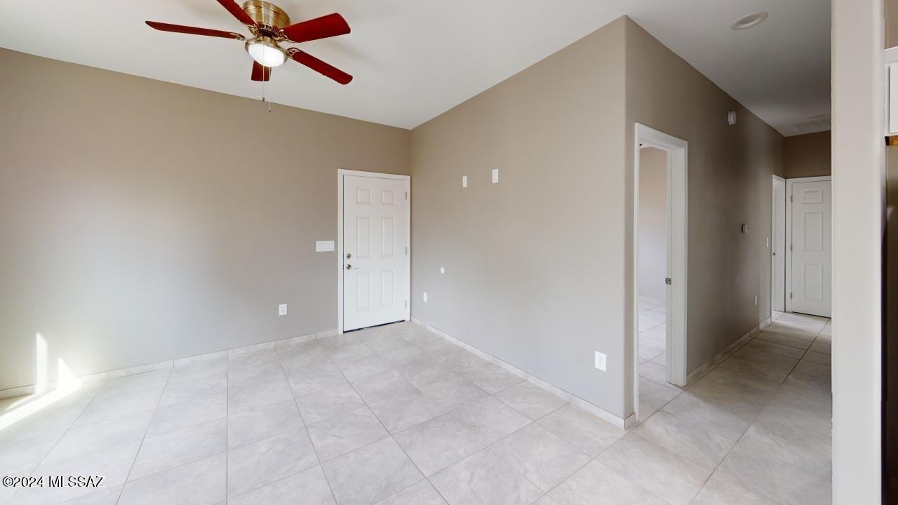 433 East Navajo Road, Unit 1 Tucson, AZ 85705 - Photo 7 of 18