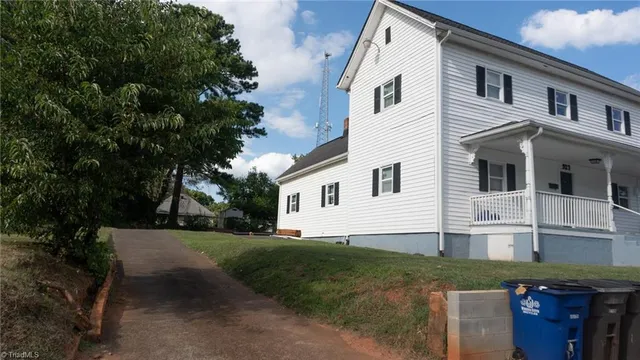 $310,000 | 927 Apple Street, Winston-Salem, NC 27101