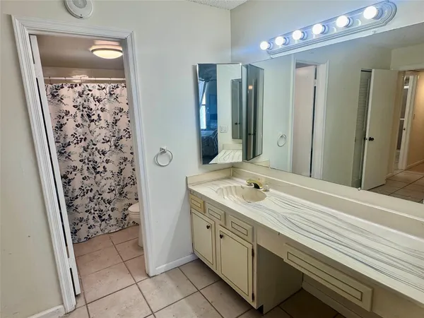 $2,500 | 1000 South Ocean Boulevard, Unit 15J, Pompano Beach, FL 33062