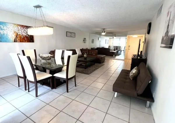 $2,500 | 1000 South Ocean Boulevard, Unit 15J, Pompano Beach, FL 33062