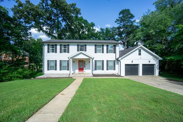 $574,900 | 8706 Reba Lane, Hixson, TN 37343