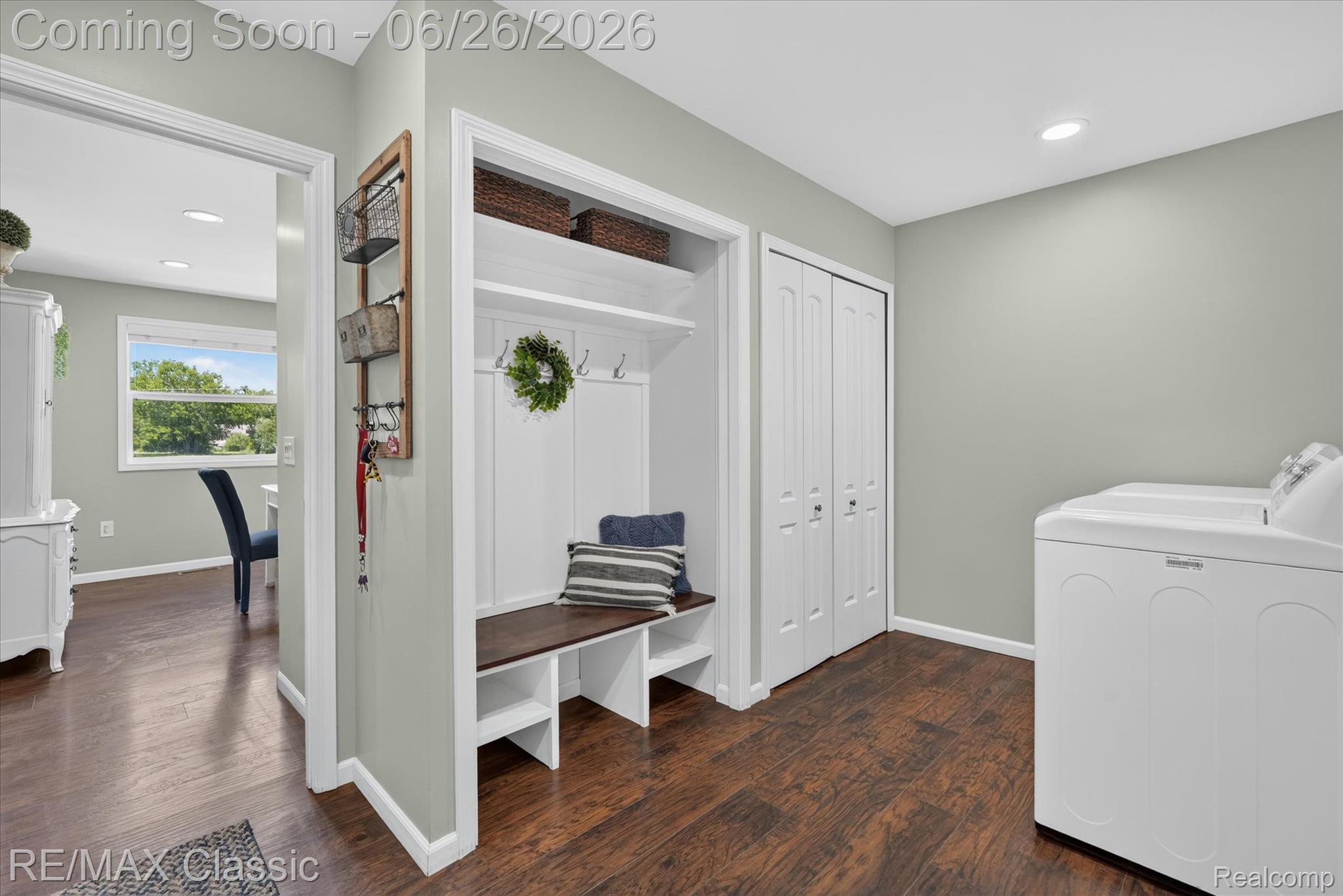 3205 North Milford Road Highland, MI 48357 - Photo 33 of 53 35-3205-N-Milford-Rd-WindowStill.jpg