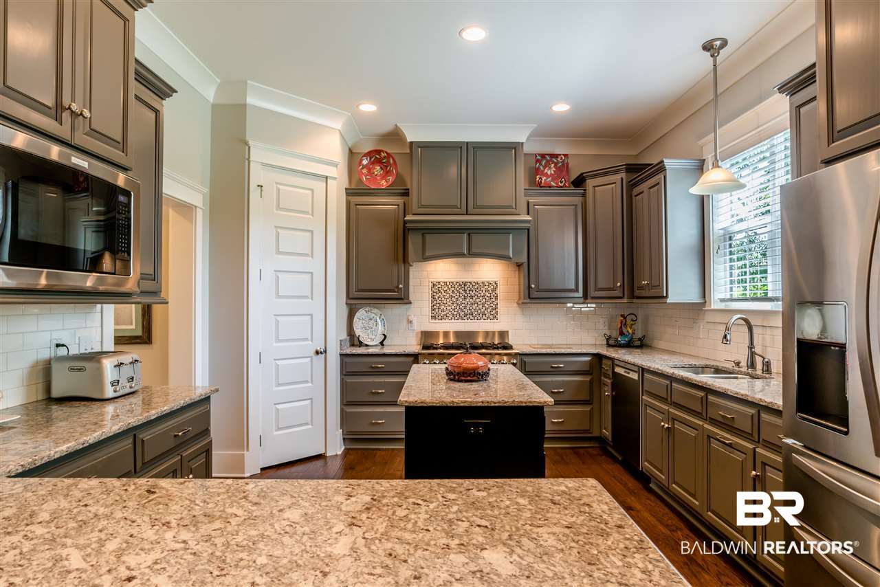 17636 Burwick Loop Fairhope, AL 36532 - Photo 2 of 22
