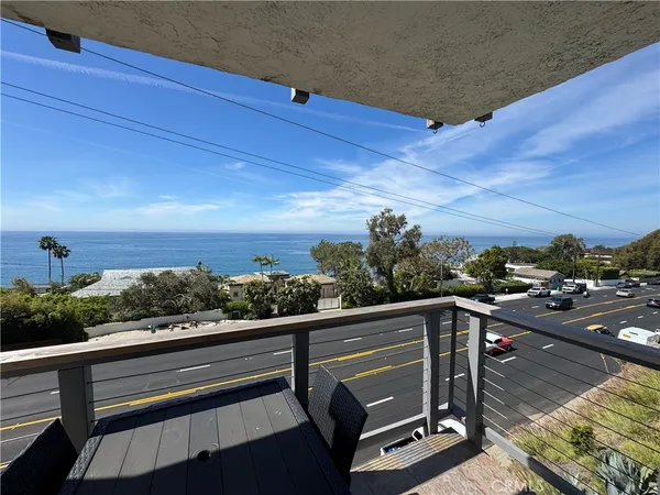 $4,500 | 222 Arch Street, Unit 4, Laguna Beach, CA 92651