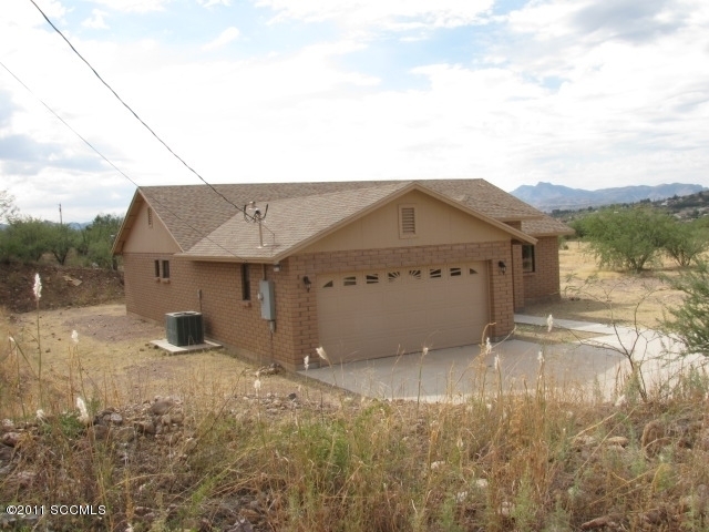 118 Circulo Penjamo Rio Rico, AZ 85648 - Photo 4 of 31