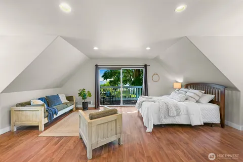 $1,039,000 | 5551 Maple Way, Blaine, WA 98230