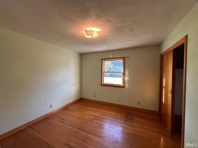 $264,900 | 10786 East St Road, Otwell, IN 47564