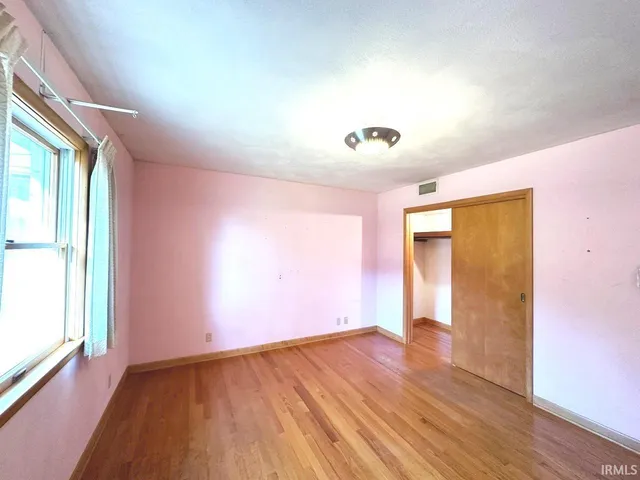 $264,900 | 10786 East St Road, Otwell, IN 47564