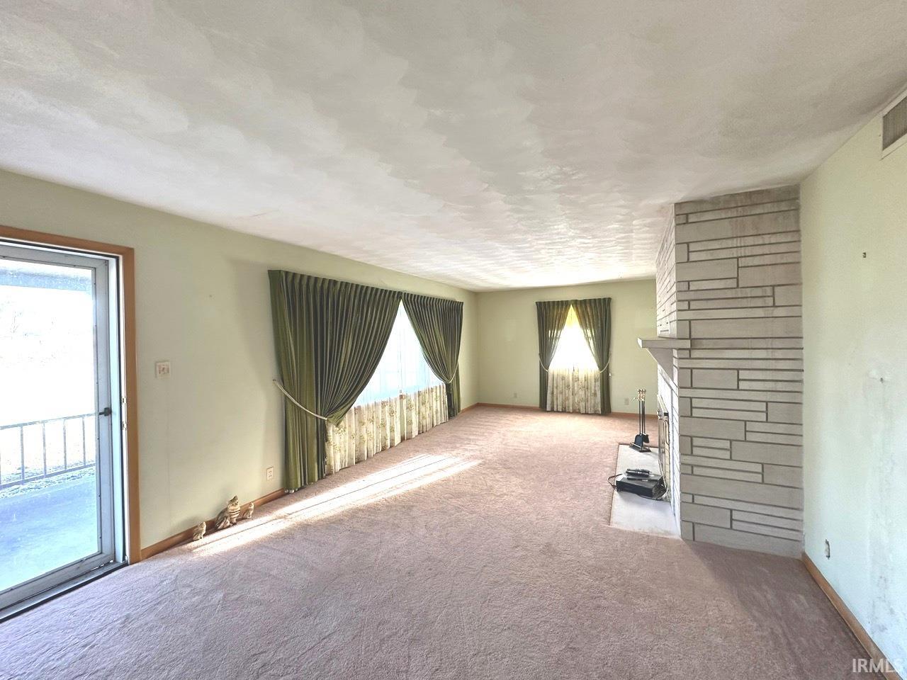 10786 East St Road Otwell, IN 47564 - Photo 4 of 19