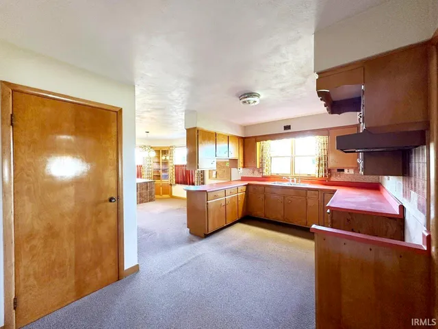 $264,900 | 10786 East St Road, Otwell, IN 47564