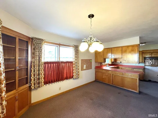 $264,900 | 10786 East St Road, Otwell, IN 47564