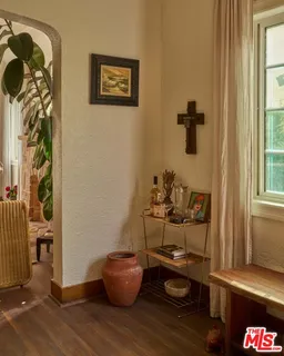 $899,900 | 4179 South Van Ness Avenue, Los Angeles, CA 90008