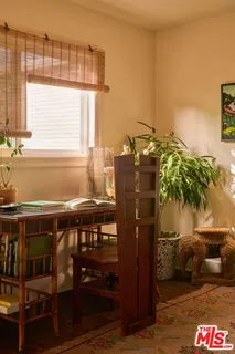 $899,900 | 4179 South Van Ness Avenue, Los Angeles, CA 90008