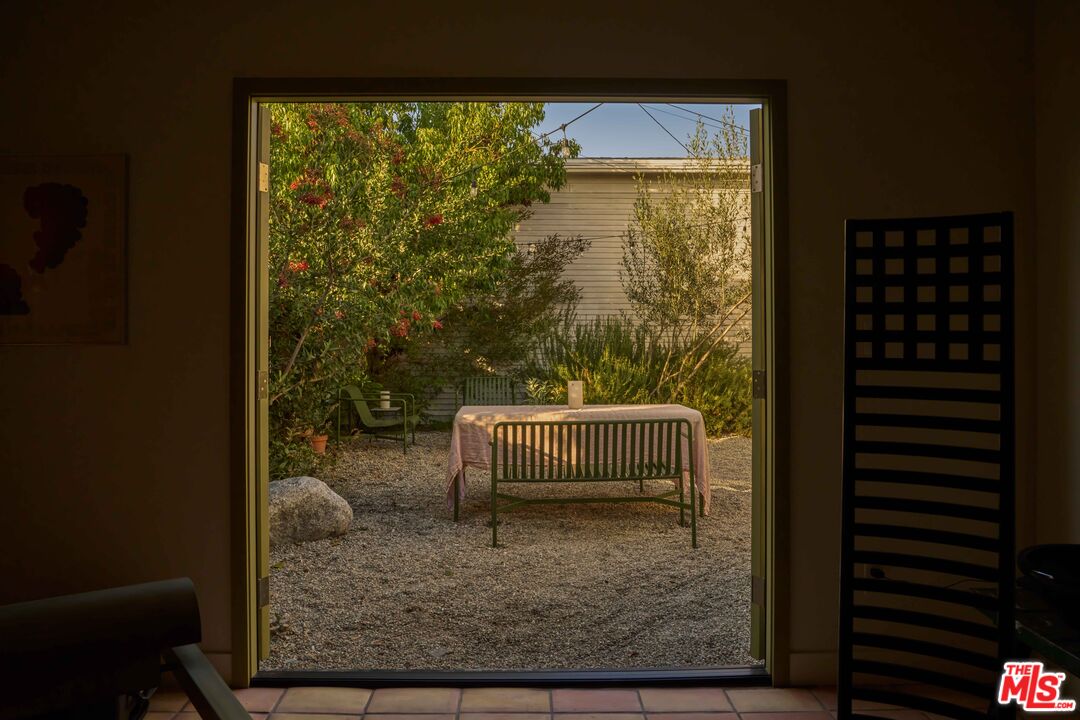 4179 South Van Ness Avenue Los Angeles, CA 90008 - Photo 37 of 44 a view of a porch