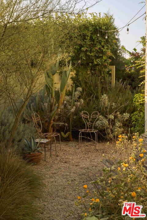 4179 South Van Ness Avenue Los Angeles, CA 90008 - Photo 39 of 44 a view of an outdoor space with seating area