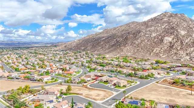 $640,000 | 25980 Avenida Espaldar, Moreno Valley, CA 92551