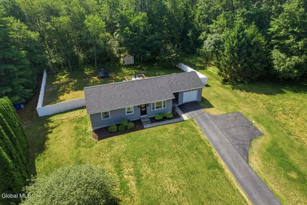 $425,000 | 20 Hidden Hills Drive, Queensbury, NY 12804