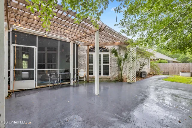 $289,000 | 8354 Makiki Drive, Diamondhead, MS 39525