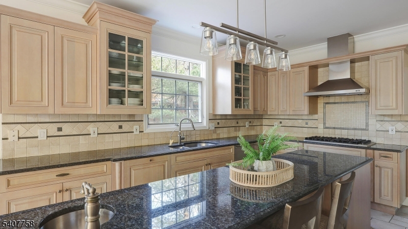 140 Parlin Lane Watchung, NJ 07069 - Photo 11 of 30