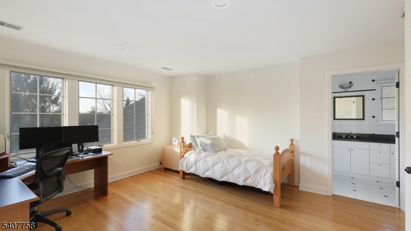 140 Parlin Lane Watchung, NJ 07069 - Photo 21 of 30