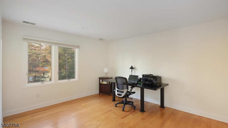 140 Parlin Lane Watchung, NJ 07069 - Photo 23 of 30