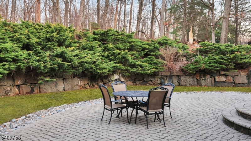 140 Parlin Lane Watchung, NJ 07069 - Photo 26 of 30