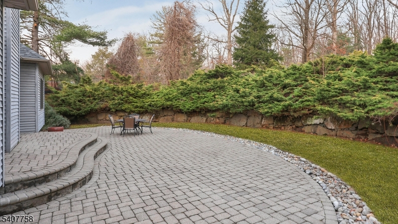 140 Parlin Lane Watchung, NJ 07069 - Photo 27 of 30