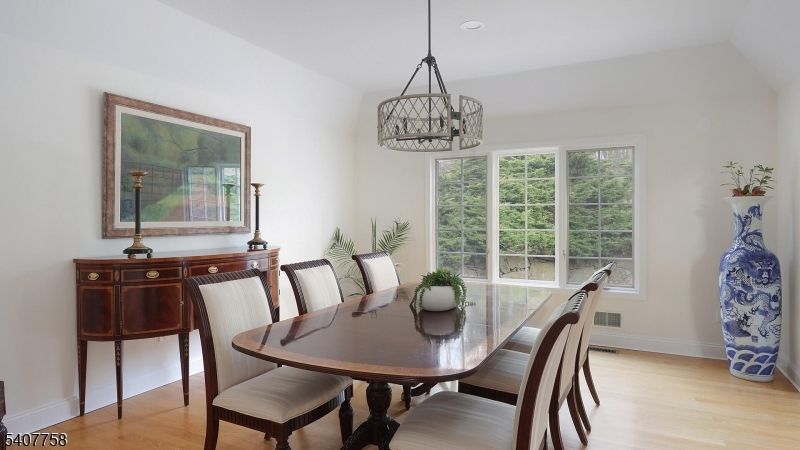 140 Parlin Lane Watchung, NJ 07069 - Photo 9 of 30