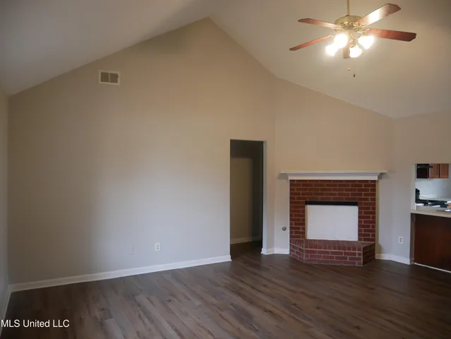 $1,395 | 2531 Bristol Cove, Horn Lake, MS 38637