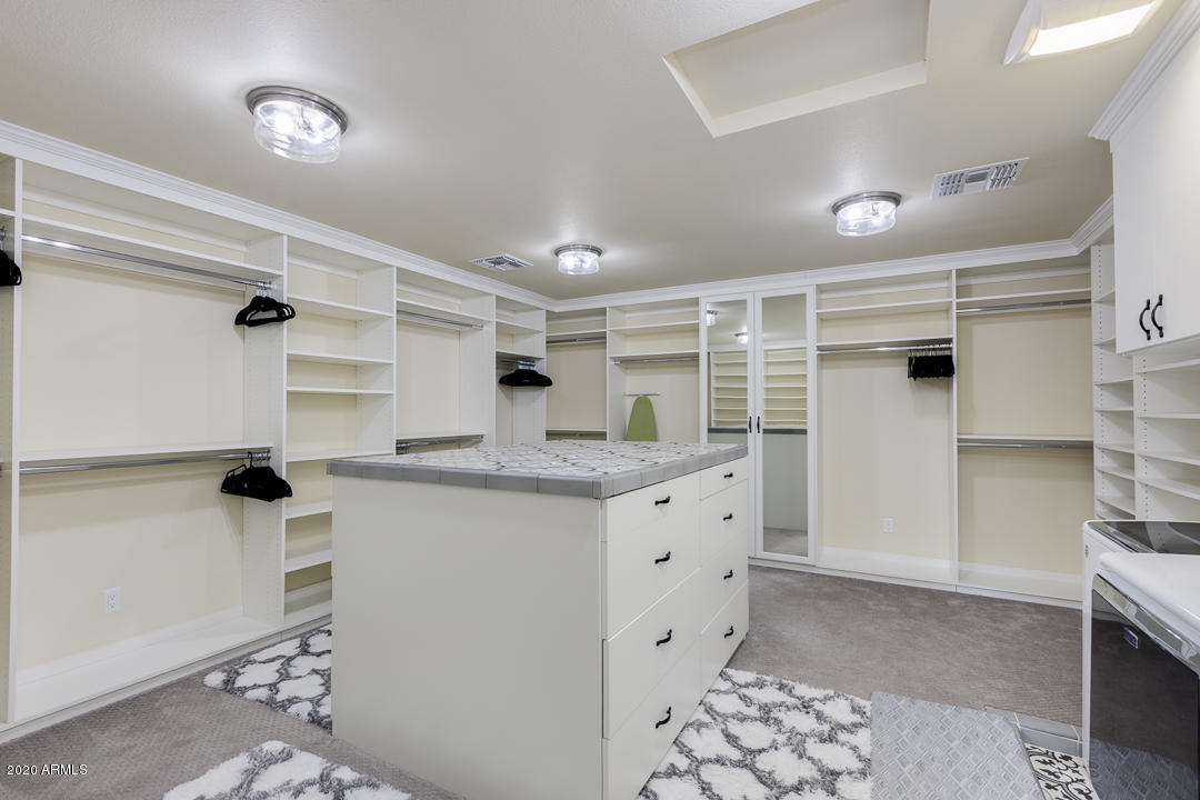 7812 North El Arroyo Road Paradise Valley, AZ 85253 - Photo 19 of 48 Master bedroom closet addition