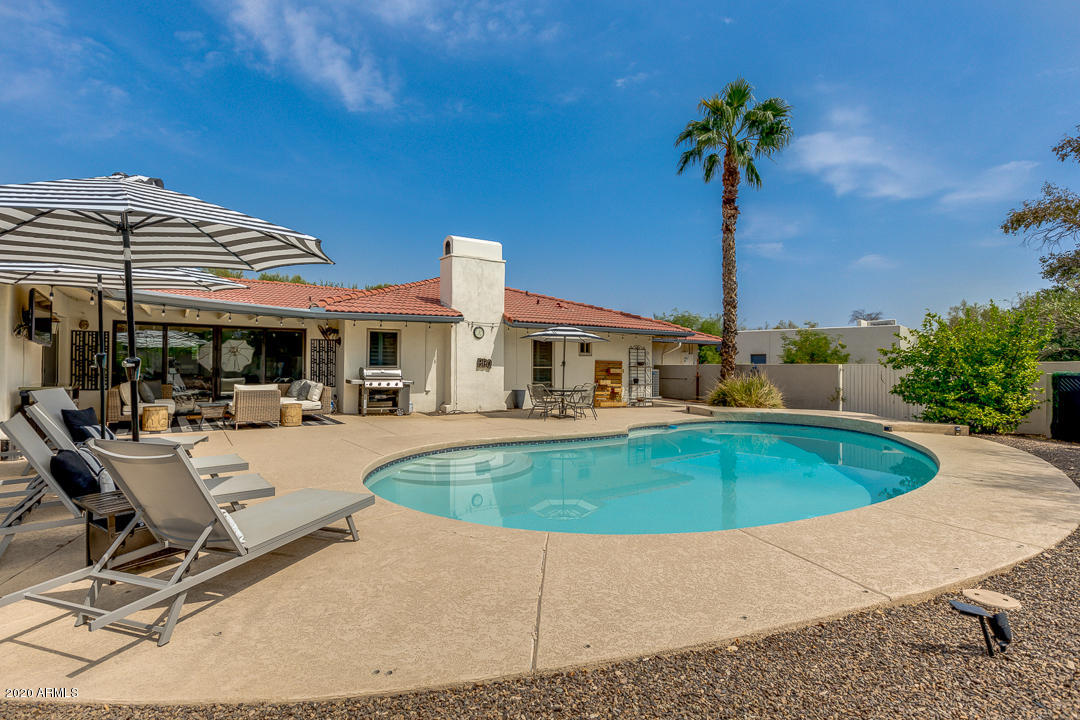 7812 North El Arroyo Road Paradise Valley, AZ 85253 - Photo 32 of 48 Heated saltwater pool