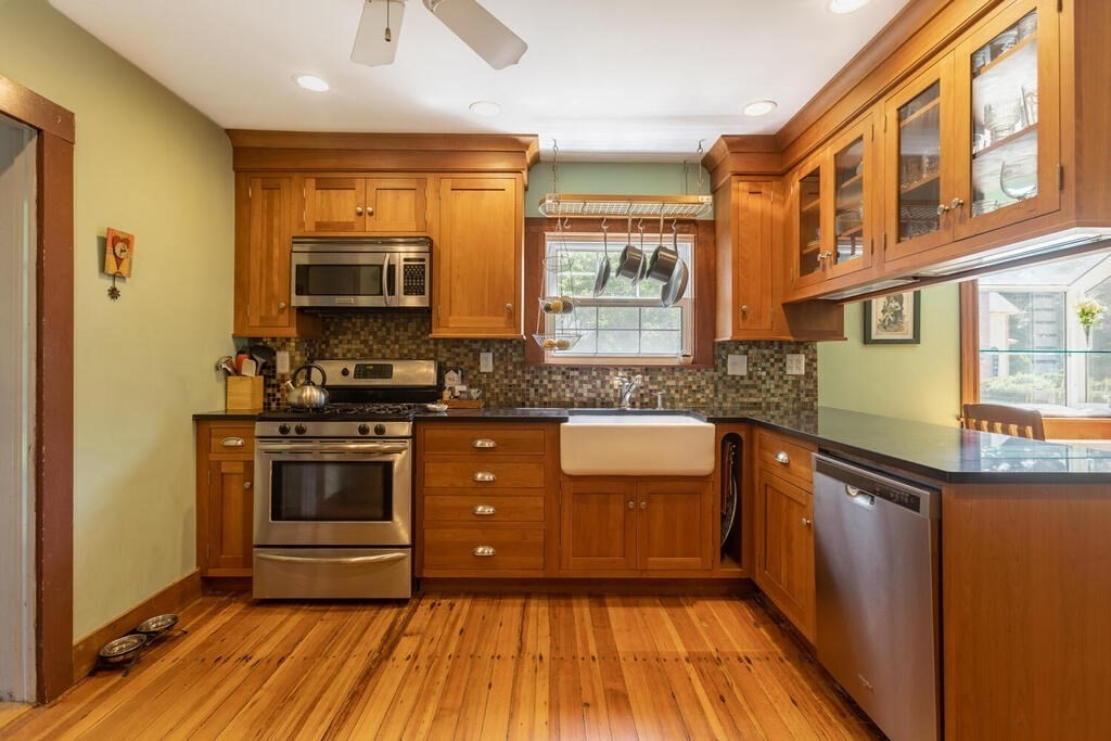 93 Summer Street Maynard, MA 01754 - Photo 9 of 25 Gallery Image 9
