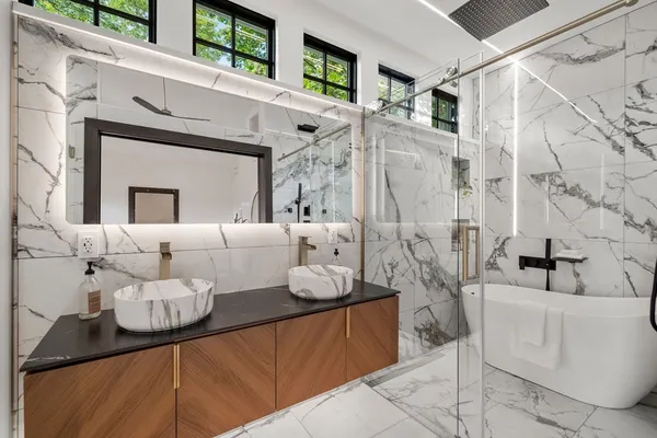 $1,789,000 | 304 Elliot Street, Unit 4, Newton, MA 02464