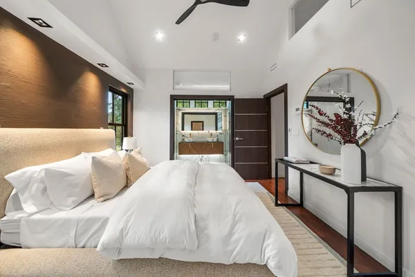 $1,789,000 | 304 Elliot Street, Unit 4, Newton, MA 02464