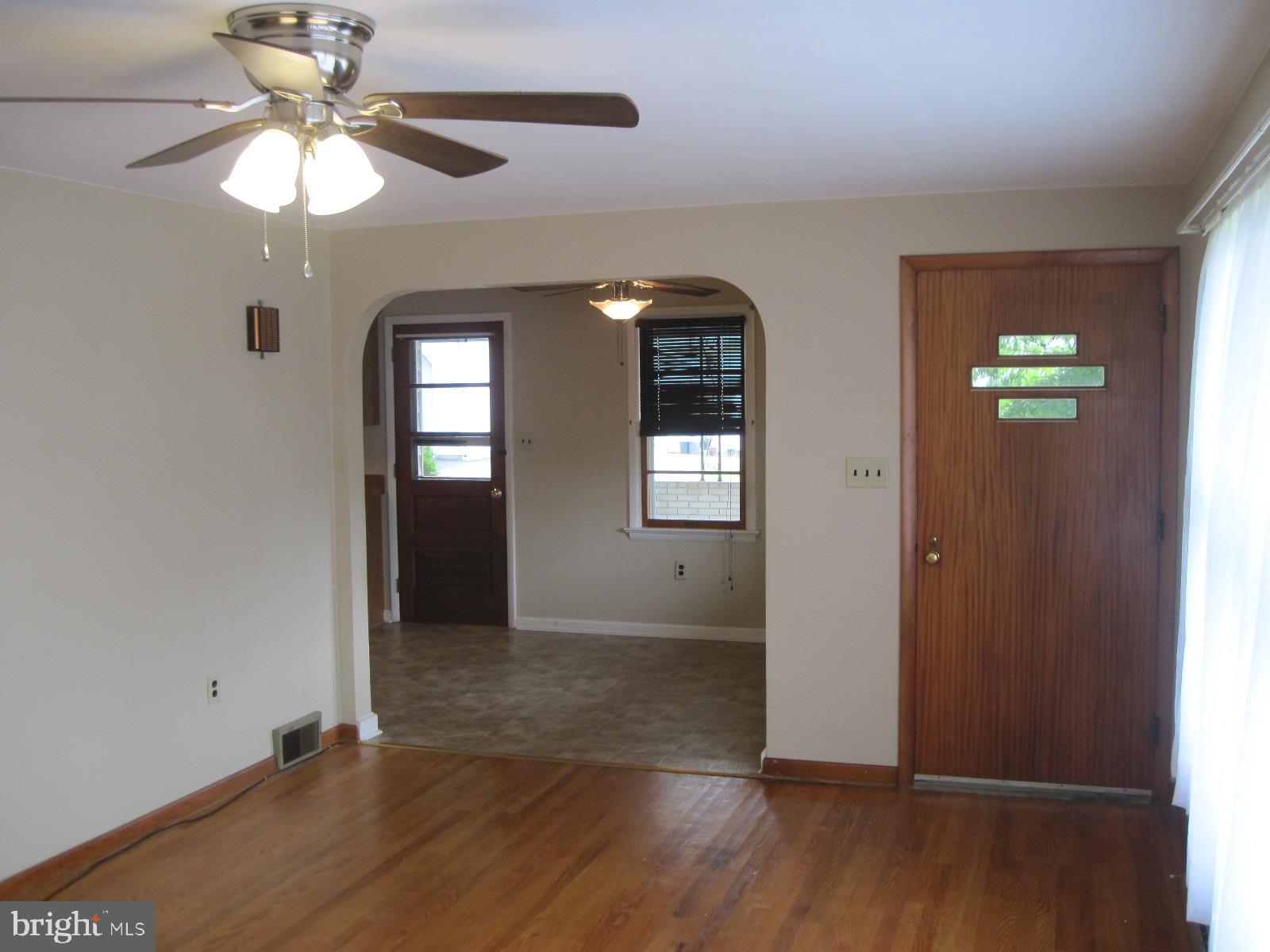 5 Willow Run Road Dover, PA 17315 - Photo 5 of 33 Gallery Image 5