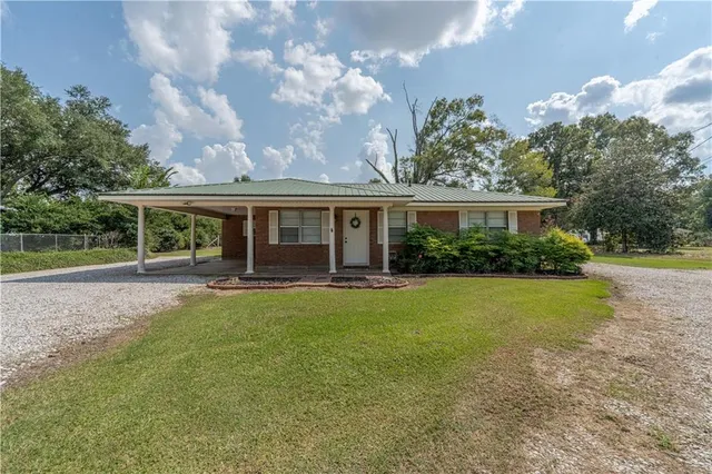 $137,000 | 3108 Highway 114, Hessmer, LA 71341