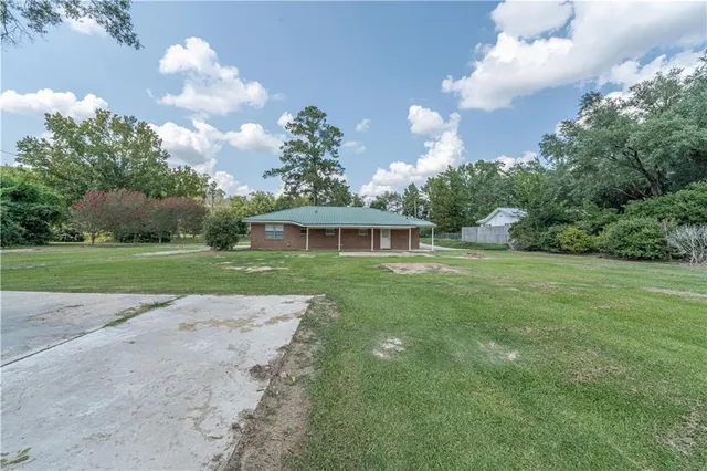 $137,000 | 3108 Highway 114, Hessmer, LA 71341