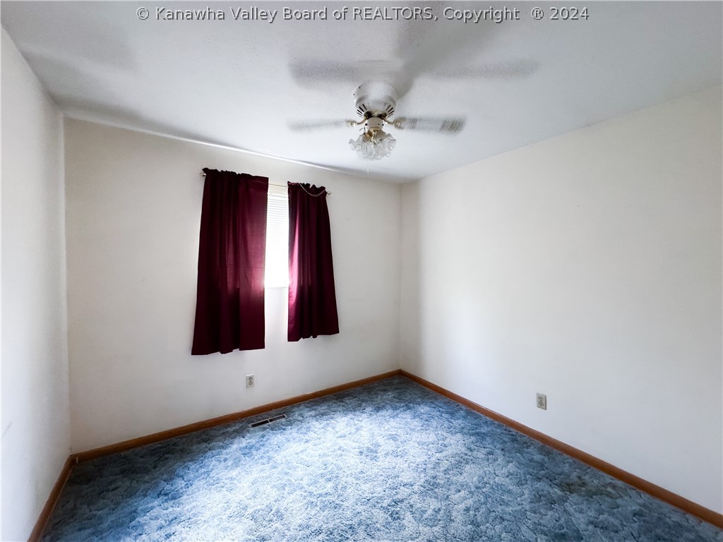 5113 Elk River Road North Elkview, WV 25071 - Photo 15 of 19 Gallery Image 15