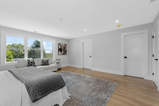 $1,888,000 | 15 Cedarcroft Lane, Waltham, MA 02451