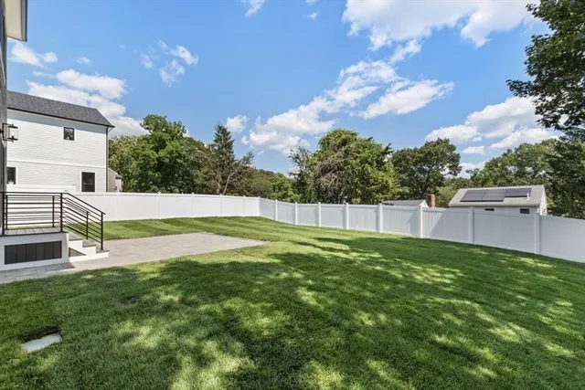 $1,888,000 | 15 Cedarcroft Lane, Waltham, MA 02451