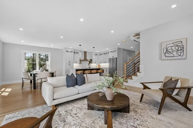 $1,888,000 | 15 Cedarcroft Lane, Waltham, MA 02451