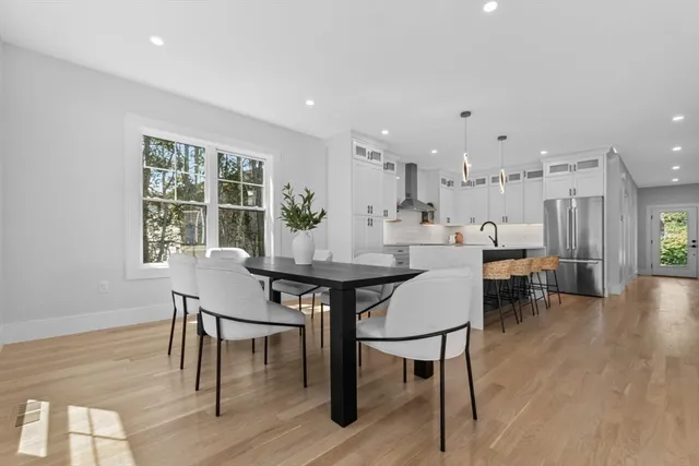 $1,888,000 | 15 Cedarcroft Lane, Waltham, MA 02451